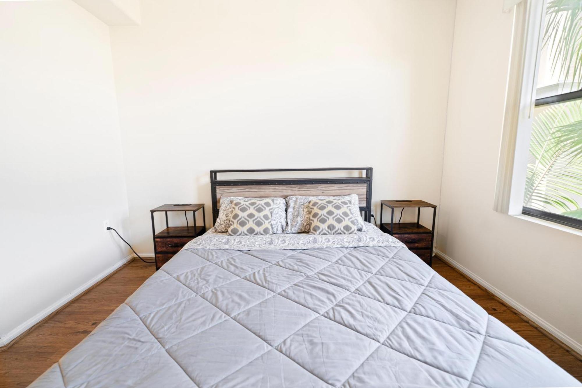 Apartment Downtown Los Angeles 1 Bedroom Apt With Pool, Gym And Free Parking Los Angeles