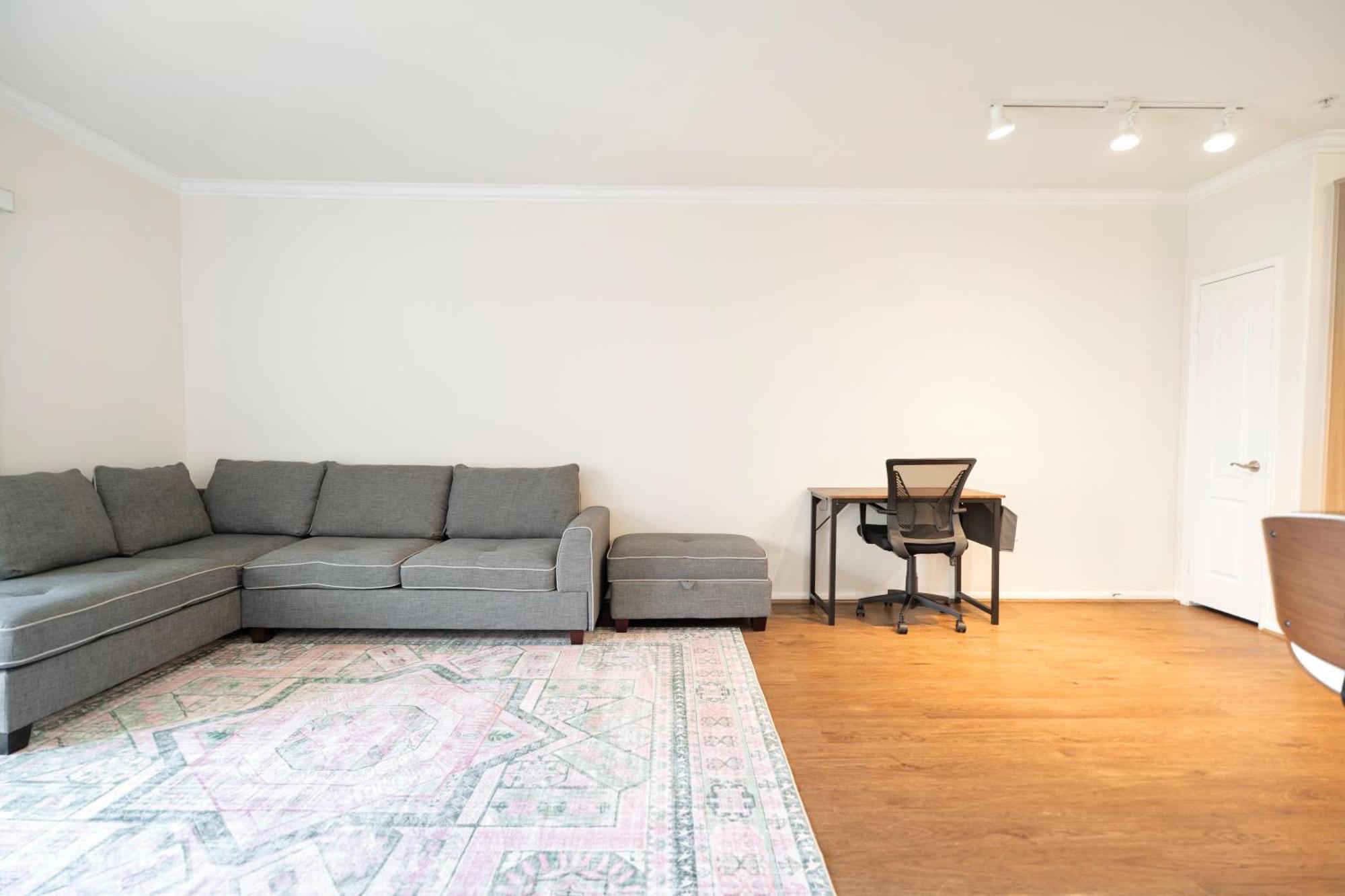 Apartment Downtown Los Angeles 1 Bedroom Apt With Pool, Gym And Free Parking *